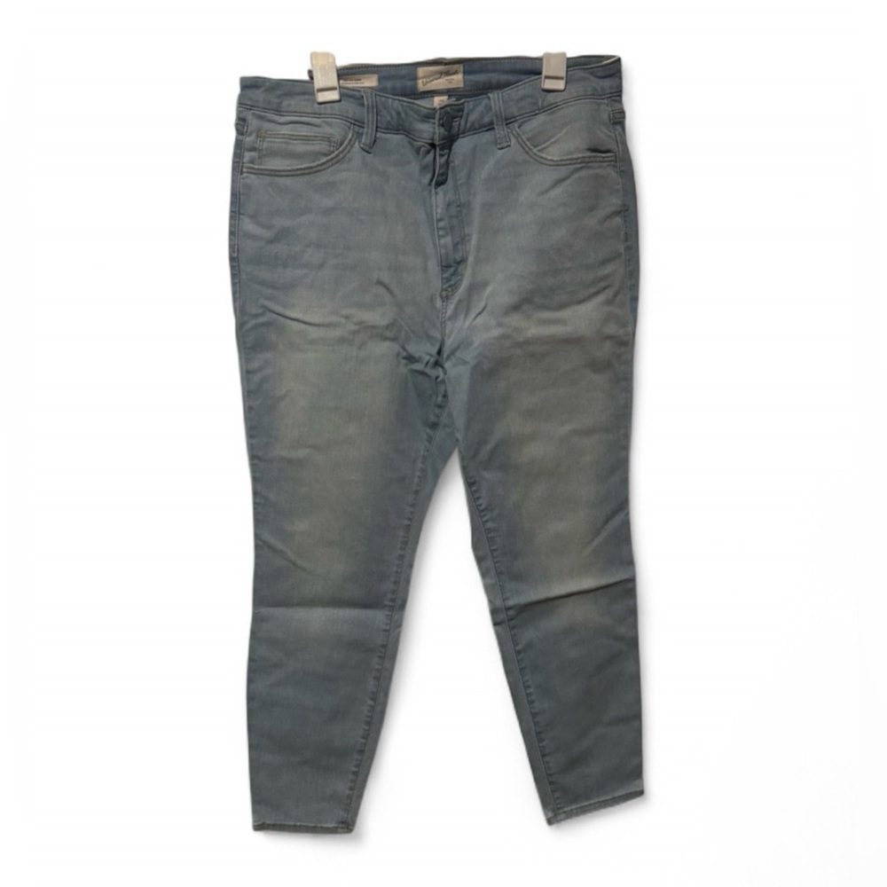 Universal Thread size 14S High Rise Skinny